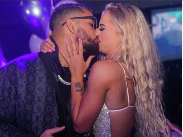 Douglas Luiz Alisha Lehmann