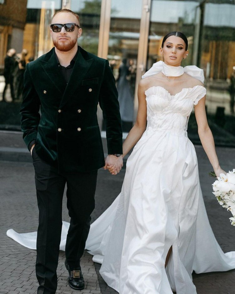 Ksenia Tkacheva Lesha Swick