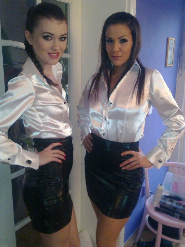 Sienna act a secretary