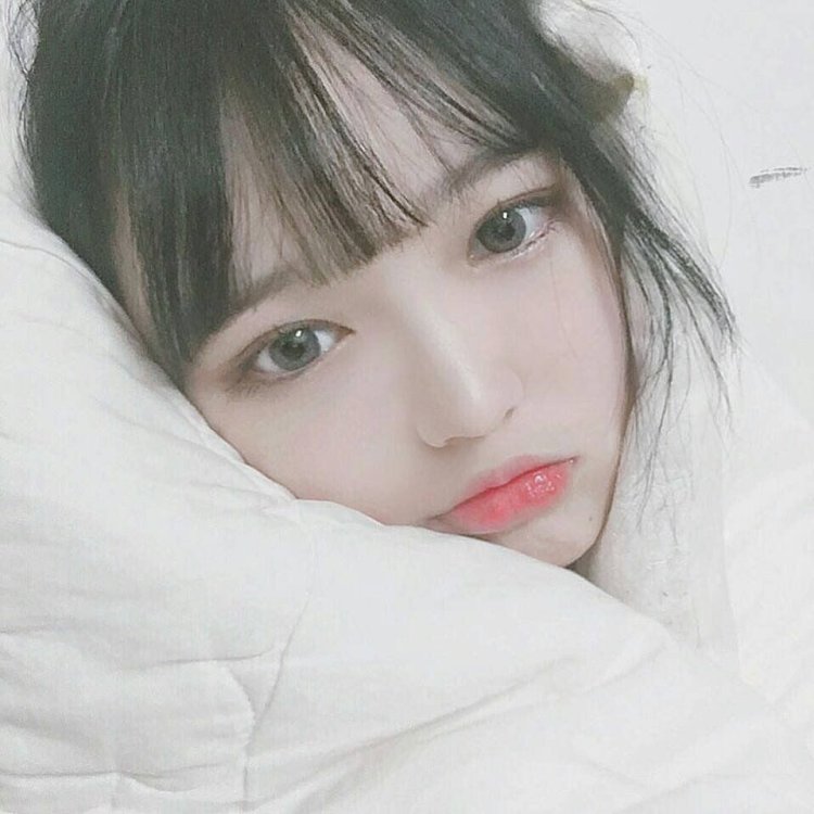 Choi Hee Chu with short hair