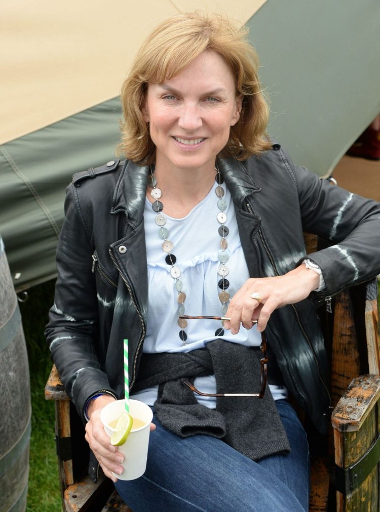 Fiona Bruce with her husband
