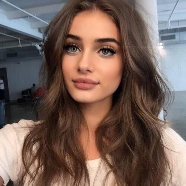 Taylor Hill hair