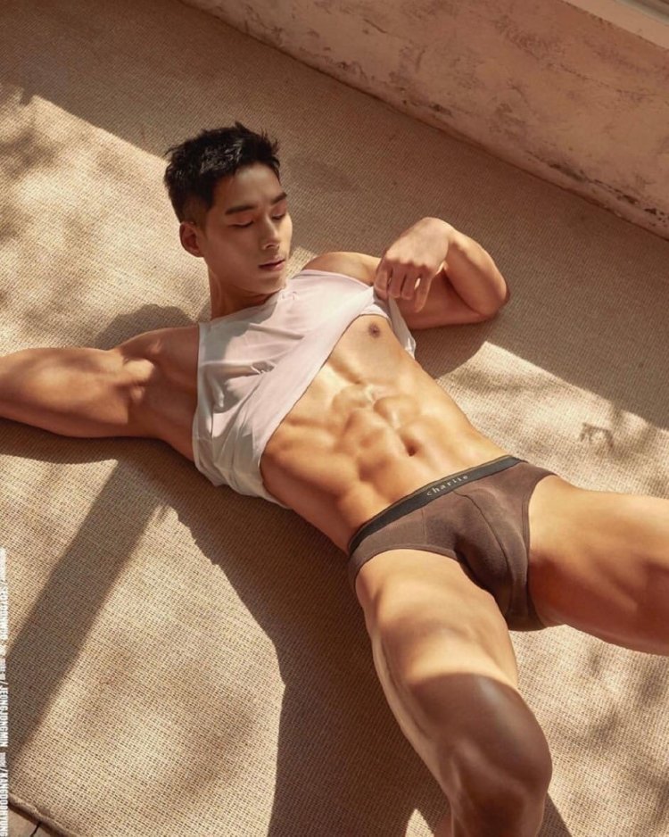 Asian Man Bulge