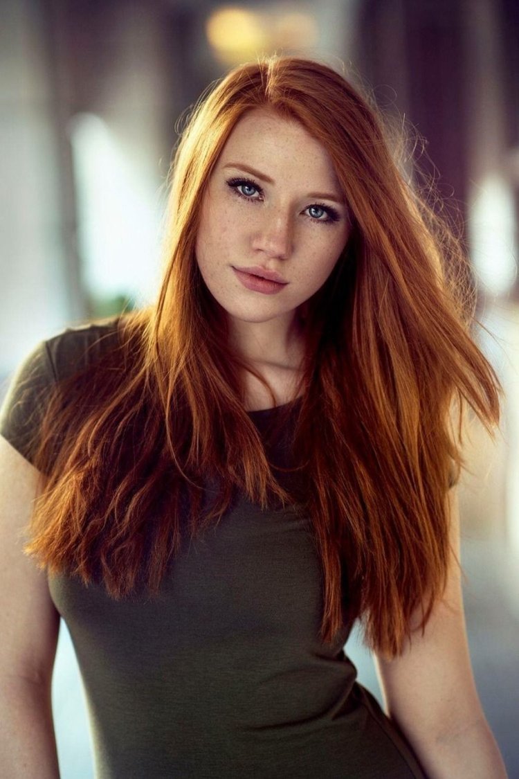 Red -haired Catherine Kyun