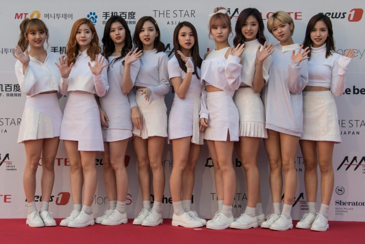K-POP Twice group