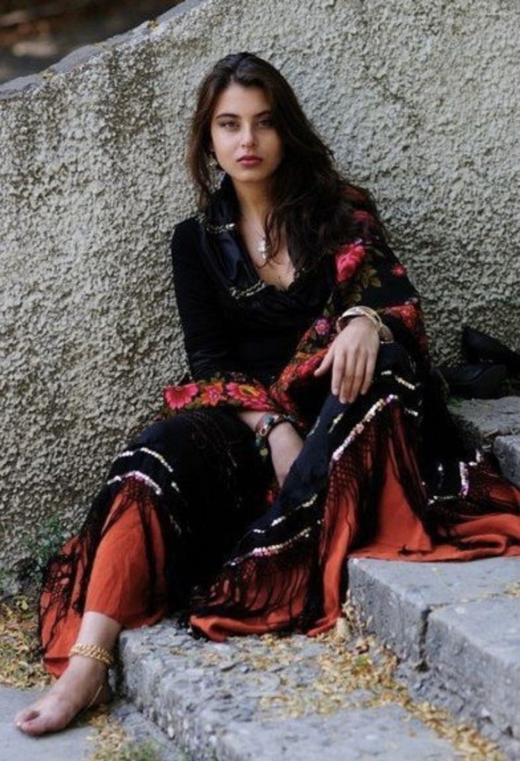 Girls gypsies