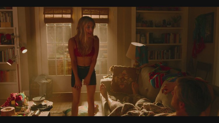 Emma Roberts couple for holidays