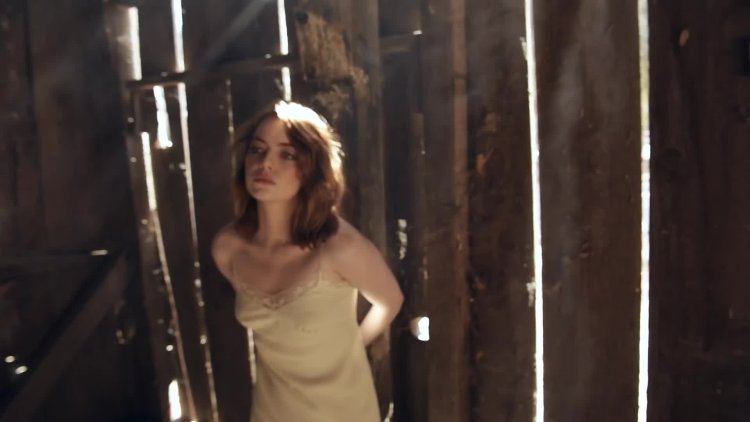 Emma Stone hot scenes in the film