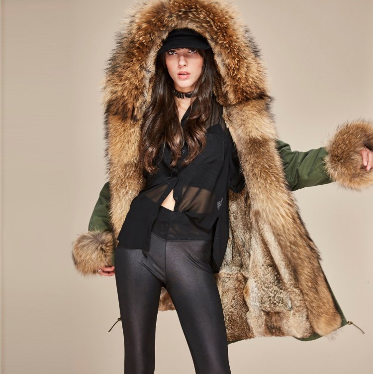 Photo shoot in a winter park with fur