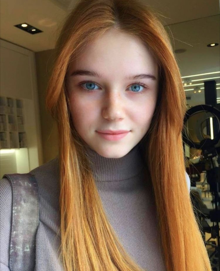 Red girl 14 years old