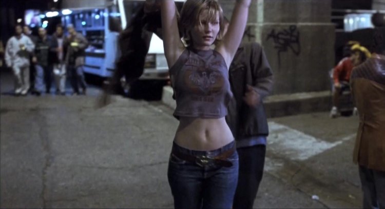 Kirste Dunst 2002 Mokora