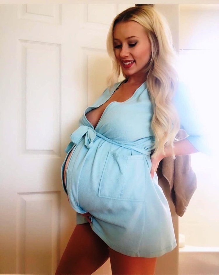 Candy Alex Peregnant