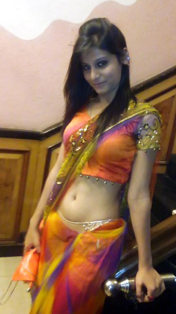 Pakistani Aunty Desi Chests