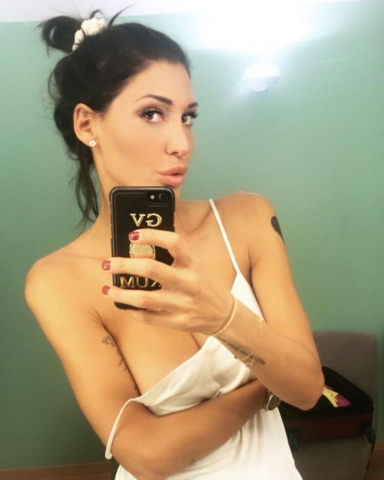 Giorgia Venturini chest