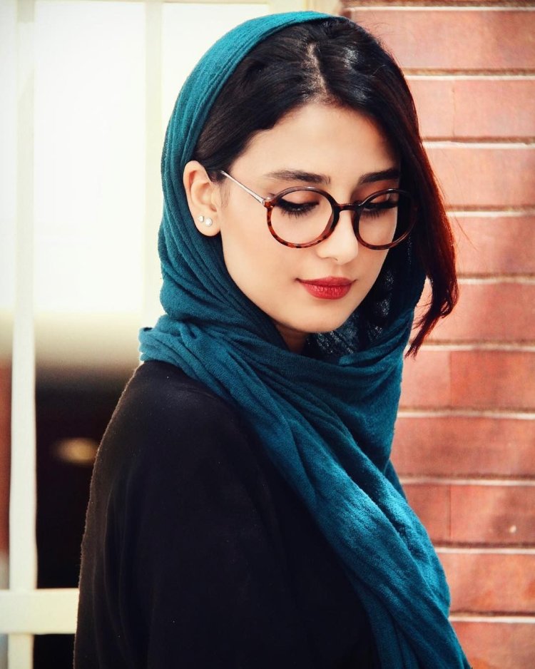 Muslim with glasses for vision