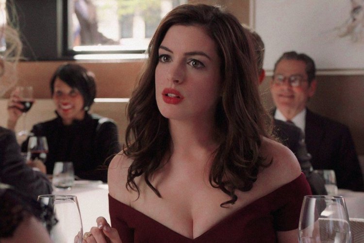 Anne Hathaway in the film 8 Ocean's friends