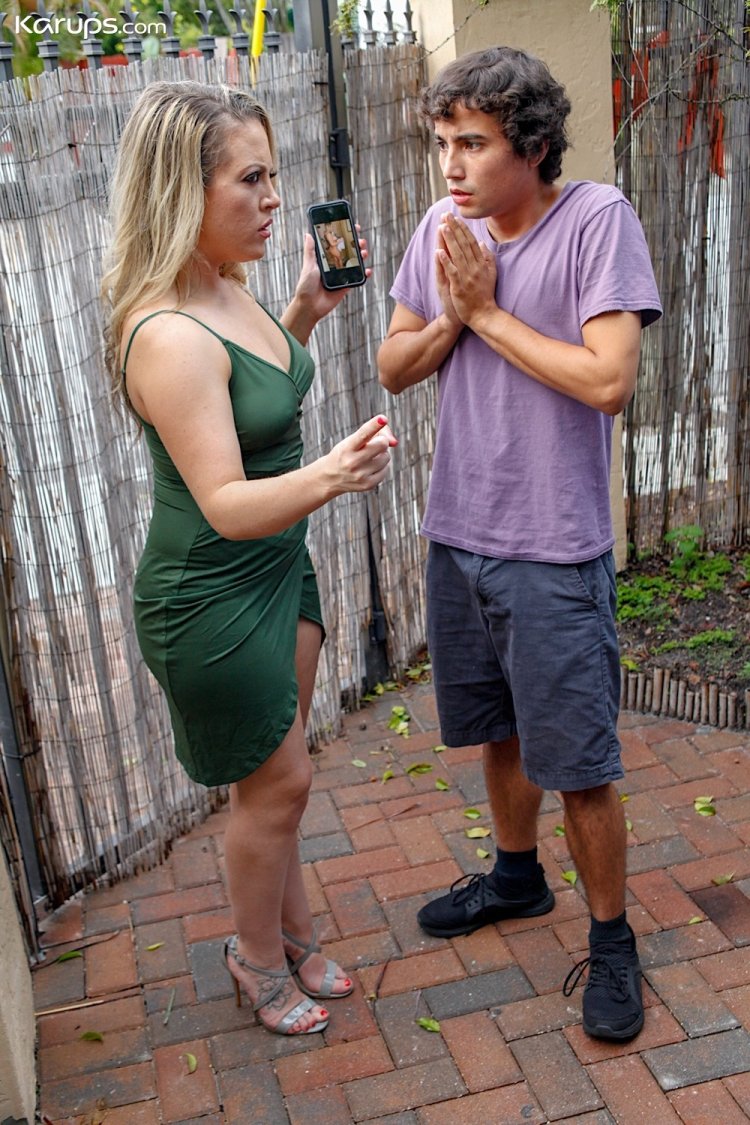 Carmen Valentina stepmother