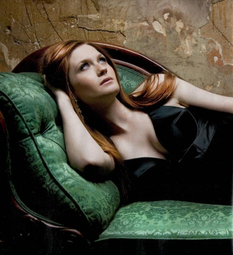 Bonnie Wright Ginny Weasley hot