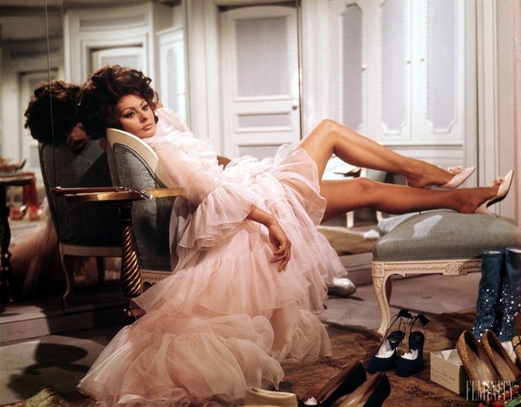 Hollywood chic Sophia Loren