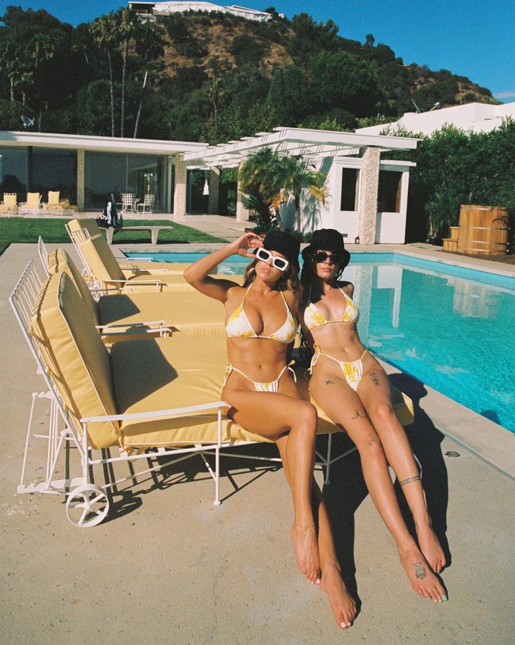 Cindy Swini and Hills