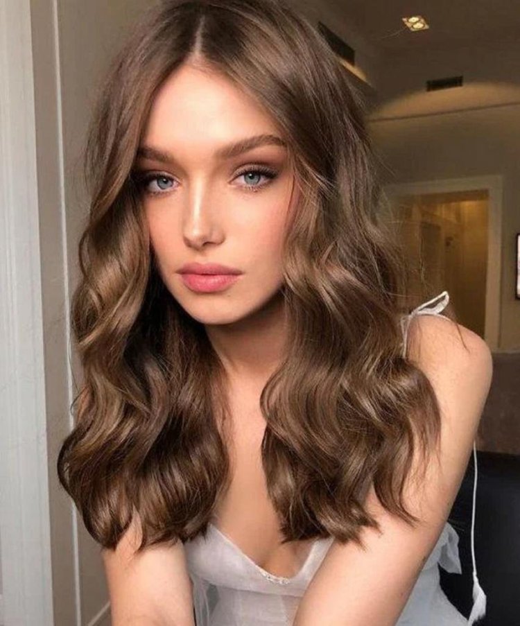 Hair color light brown