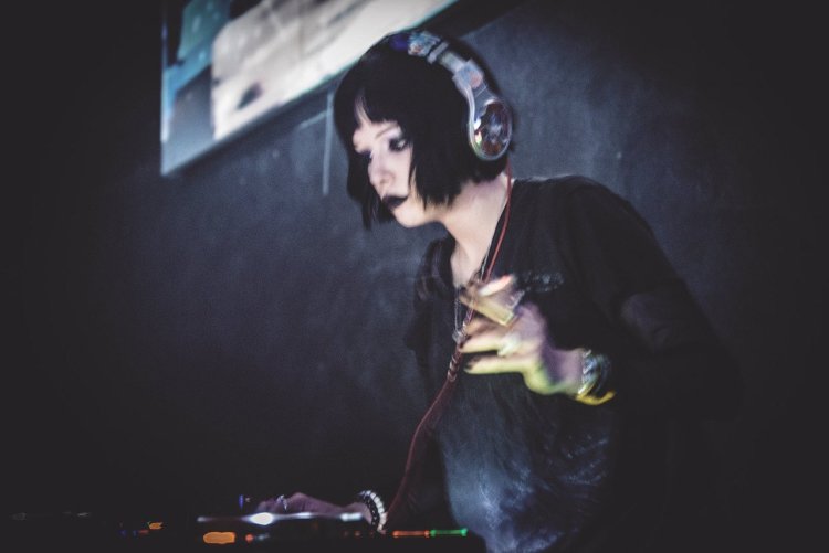 Alice Glass in Youth