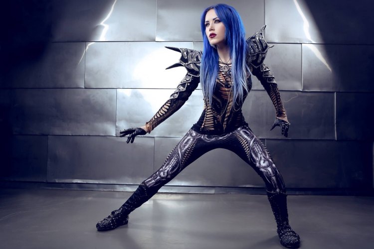 Alissa White Gluz