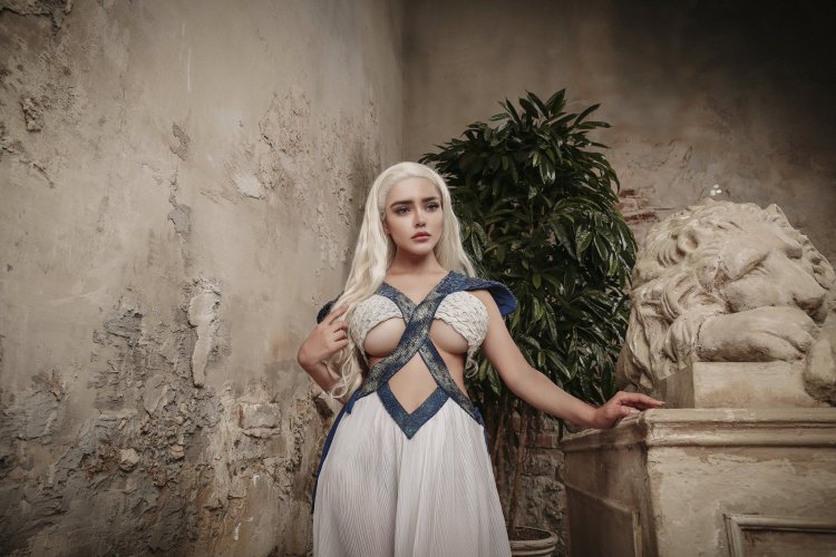 Christina Fink Cosplay Daenerys