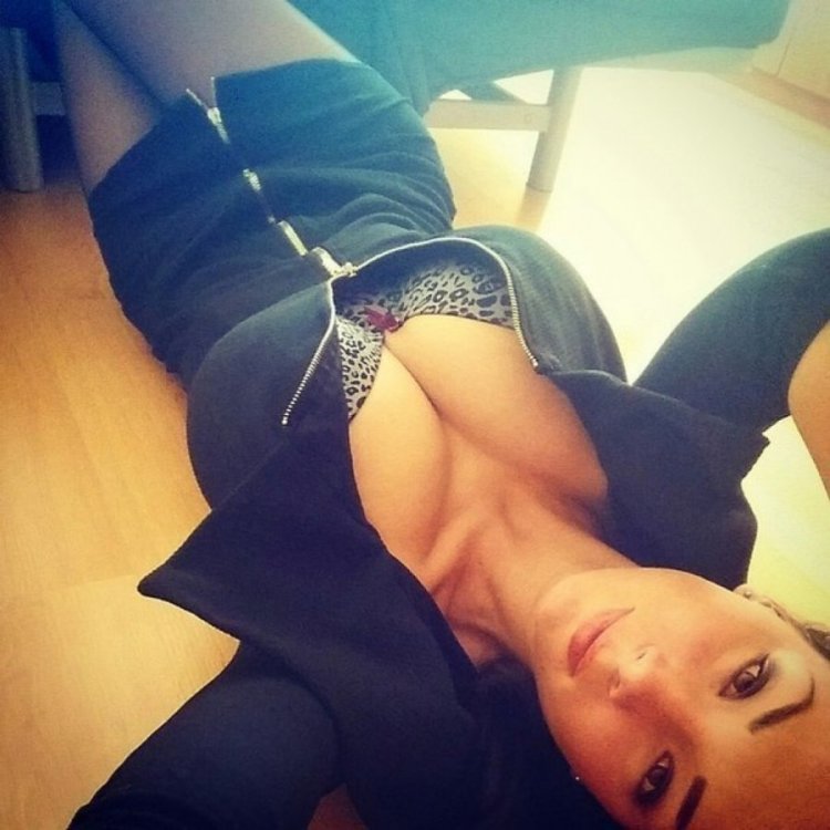 Girl at the University of Selfie