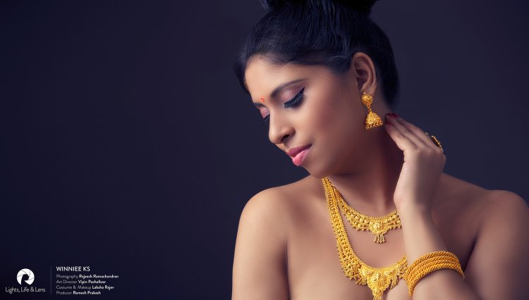Photo Shoot Jewelry Wide Format