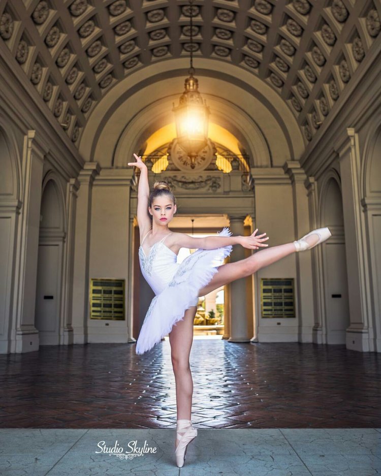 Jade Weber Ballerina Hot