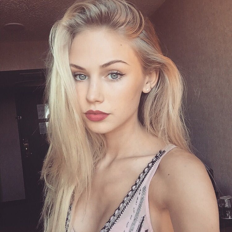Scarlett Rose Leithold Selfie