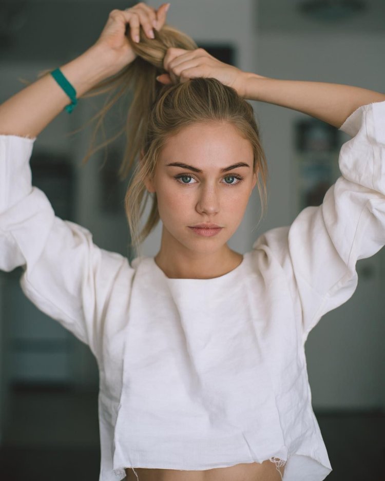 Scarlett Leithold 16