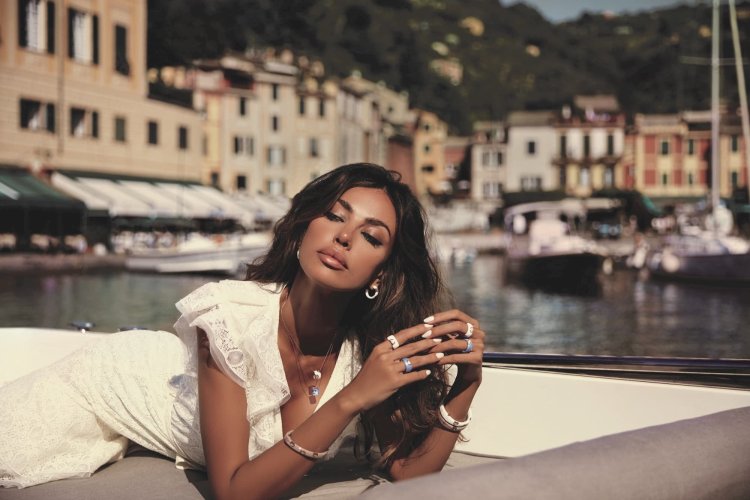 Madalina Generation Style