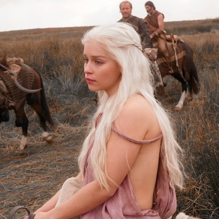 Daenerys Topless
