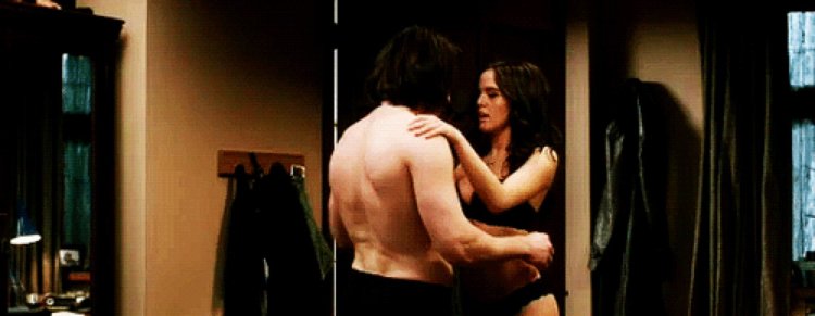 Zoe Deutsch bed scenes