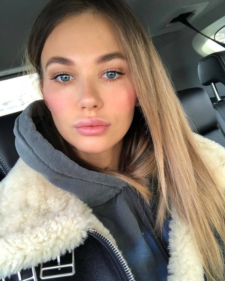 Masha Trotsky Instagram