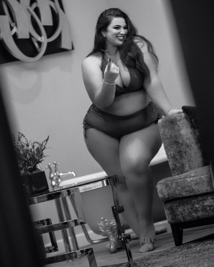 Alicia Castro Model Plus Saiz