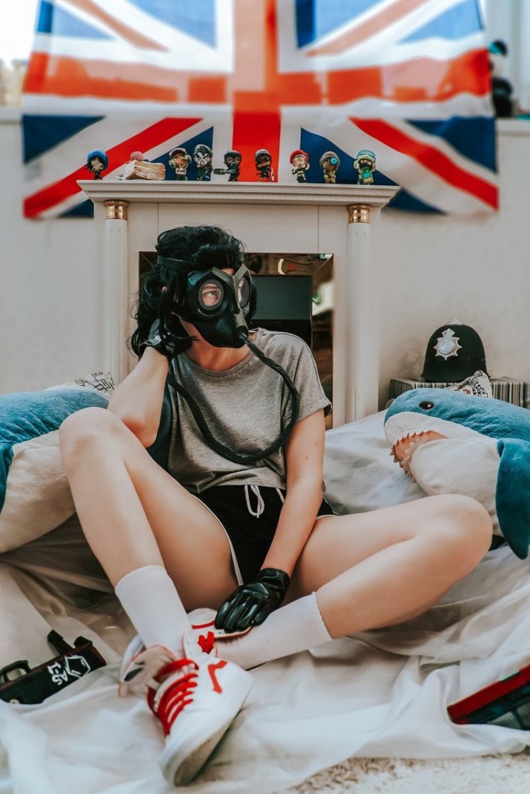 Rainbow Six Siege Iana Cosplay