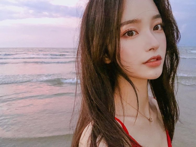 Korean model Son YouN Ju hot