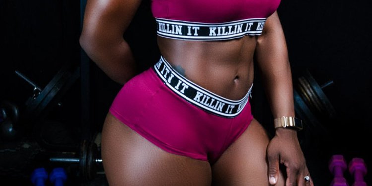 Big priests of black women in jeans