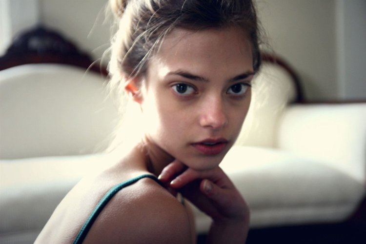 Model Jennifer Sullins