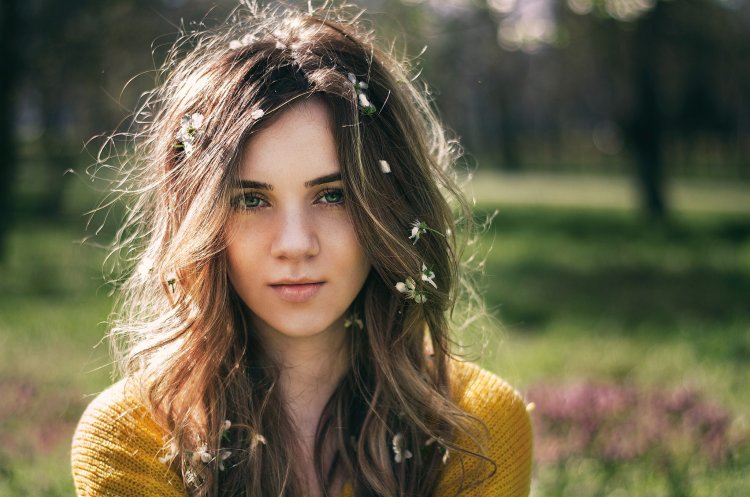 The natural beauty of the girl