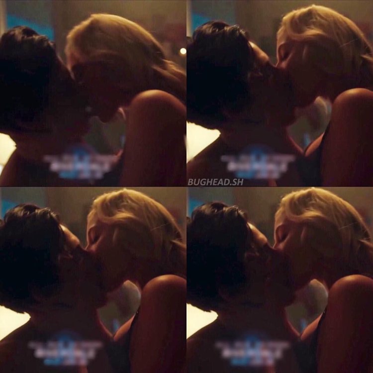 Betty Cooper and Jaghead Jones kiss