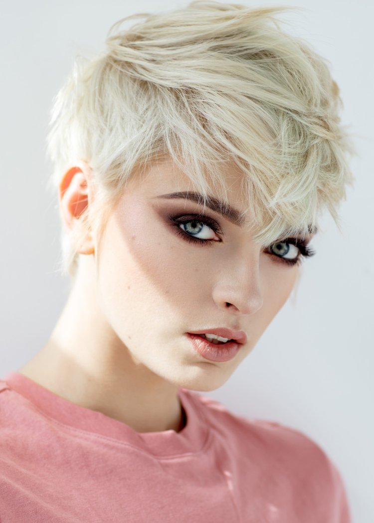 Models with short haircuts