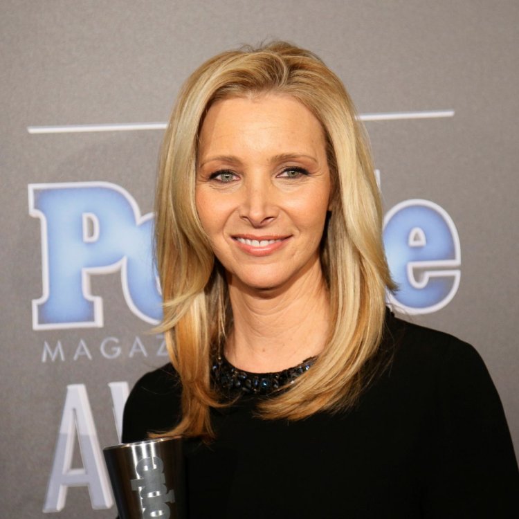 Lisa Kidroou with short hair