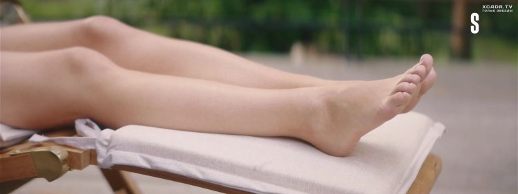 Elizaveta Ilyinichna Kononov legs