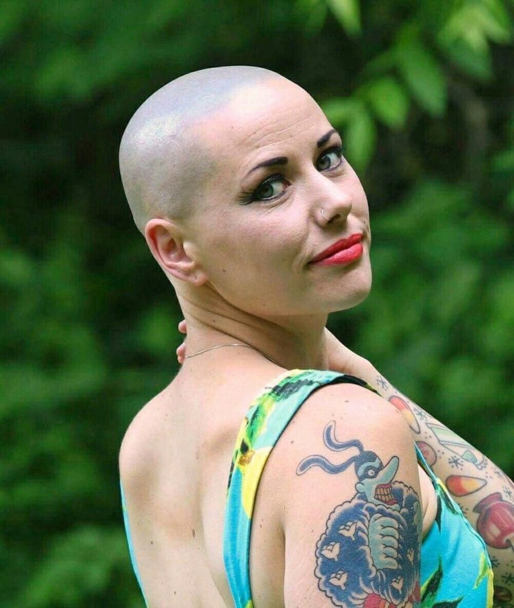 Bald women aged