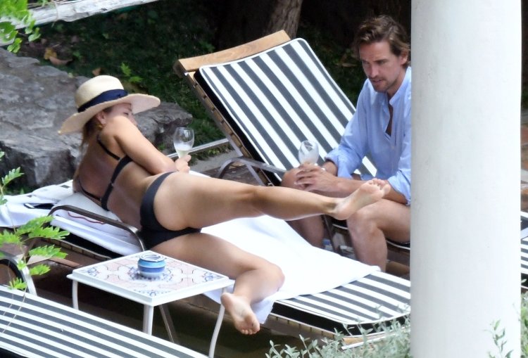 Maria Sharapova Paparazzi