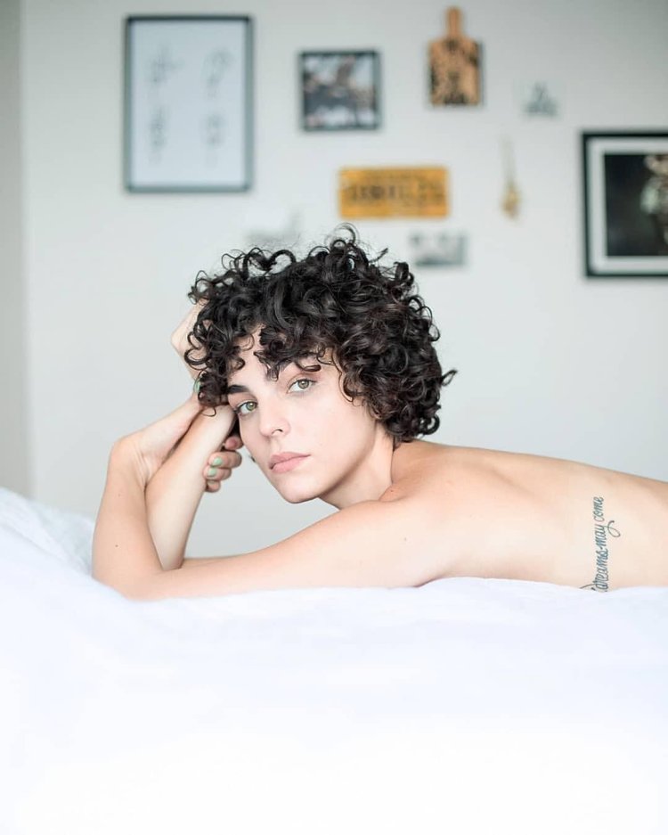 Curly with a short haircut nude